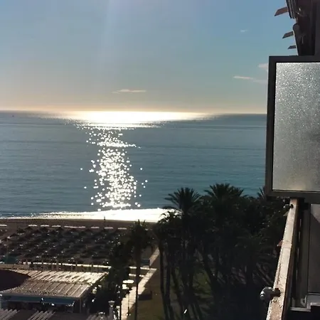 1ª Linea Playa Garaje Piscinas Terraza Апартаменты *