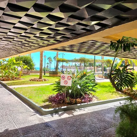 1ª Linea Playa Garaje Piscinas Terraza Апартаменты